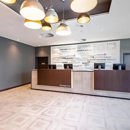 Premier Inn Muenchen City Zentrum-3